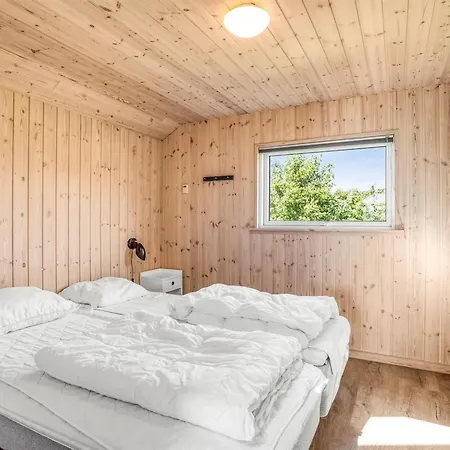 Jurgis - 900m From The Sea By Interhome Ferienhaus Bøtø By