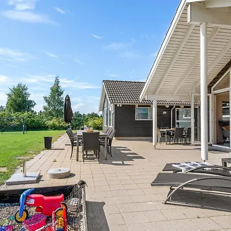 Jurgis - 900m From The Sea By Interhome